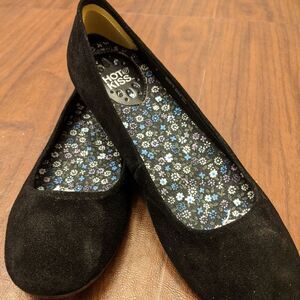Hot Kiss Black Genuine Suede Upper Flat Ballet Style Shoes Size 9m Womens/Ladies